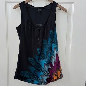 Nicole by Nicole Miller Black Sleeveless Tank Top with Bold Design
